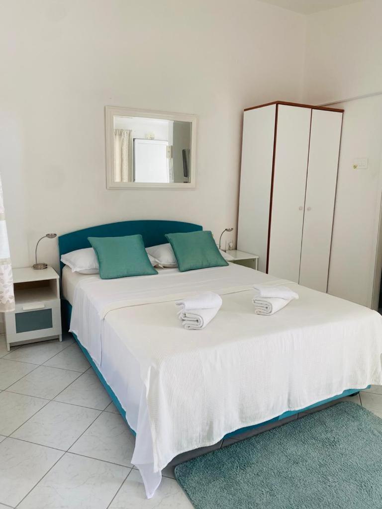 Apartments Milicevic Rogoznica  Dış mekan fotoğraf